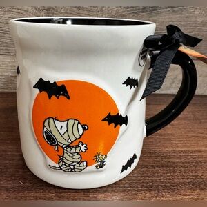 Cute 🥰 Peanuts HAPPY HALLOWEEN 🦇 Mummy Snoopy & Woodstock Mummy Mug by Rae Dunn